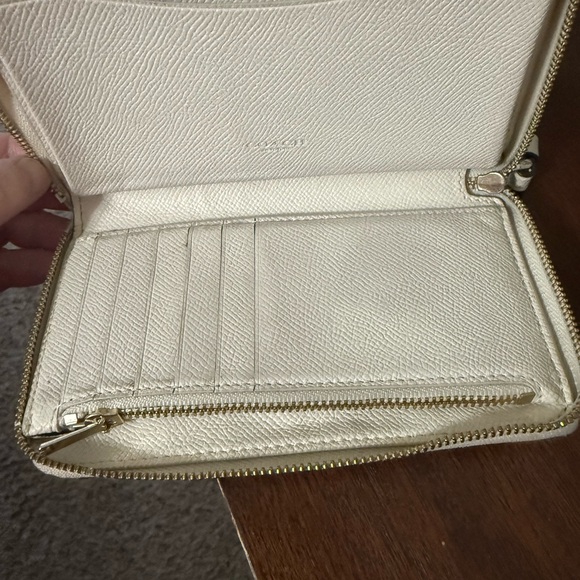 Coach Beige Wallet - Picture 2 of 5
